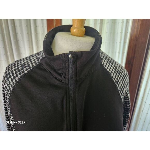 A9  Athletic Works 1/2 zip pullover t-shirt - Picture 3 of 12